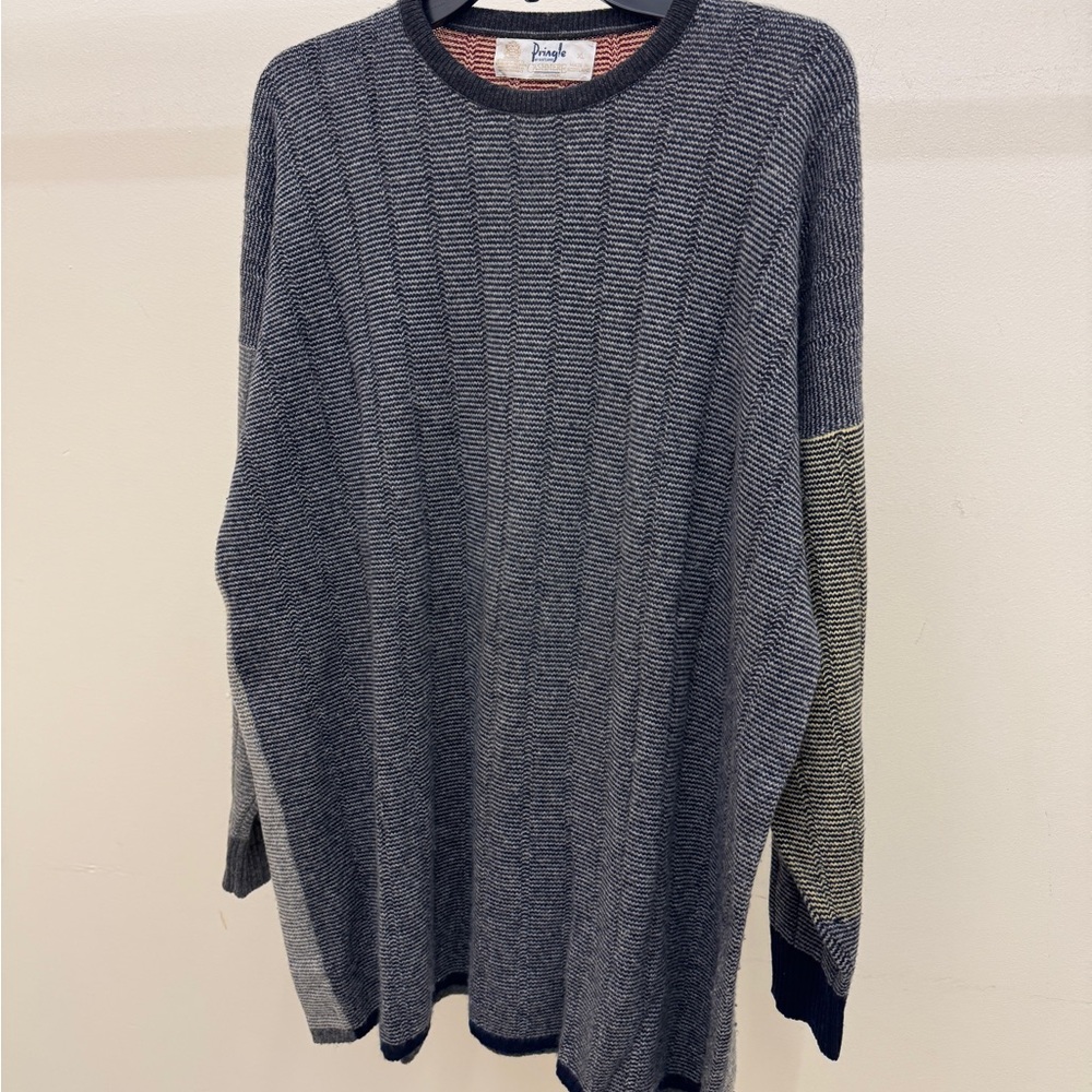 Pringle of Scotland Cashmere Sweater